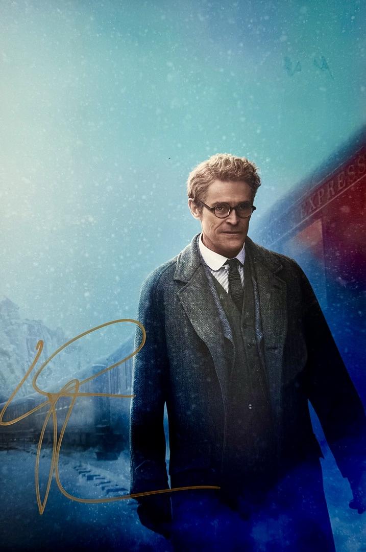 Willem Dafoe Signed 8x10 Photo (Murder on the Orient Express) - SWAU